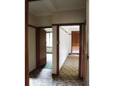 68 Lakeside Avnenue, Mount Beauty
