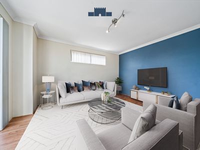 4 Strathclyde Circuit, Champion Lakes