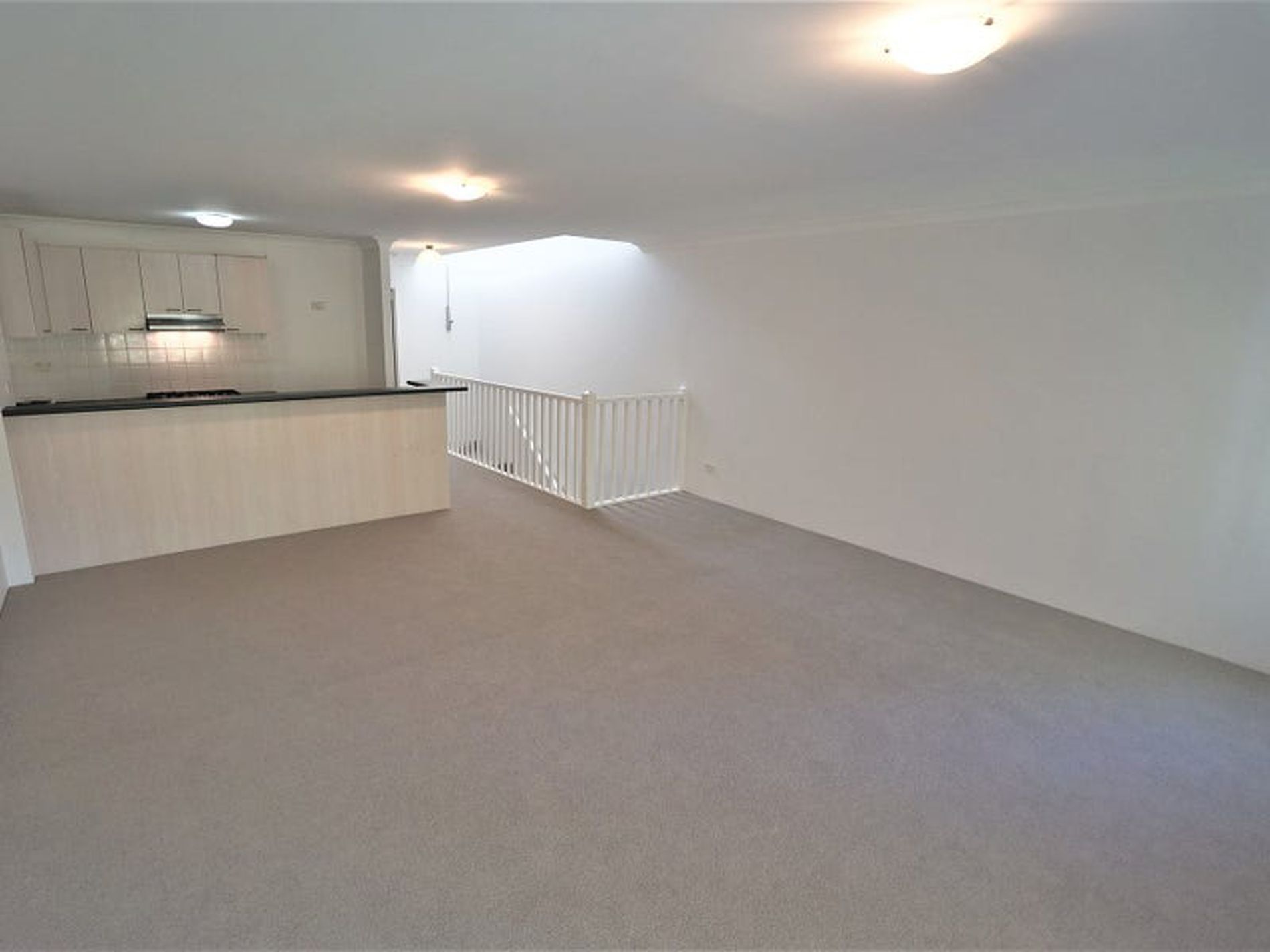 12 / 2 Kensington Mews, Waterloo