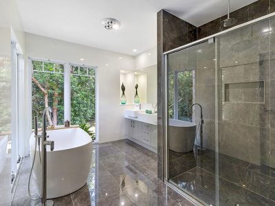 428-446 Western Ave, Montville