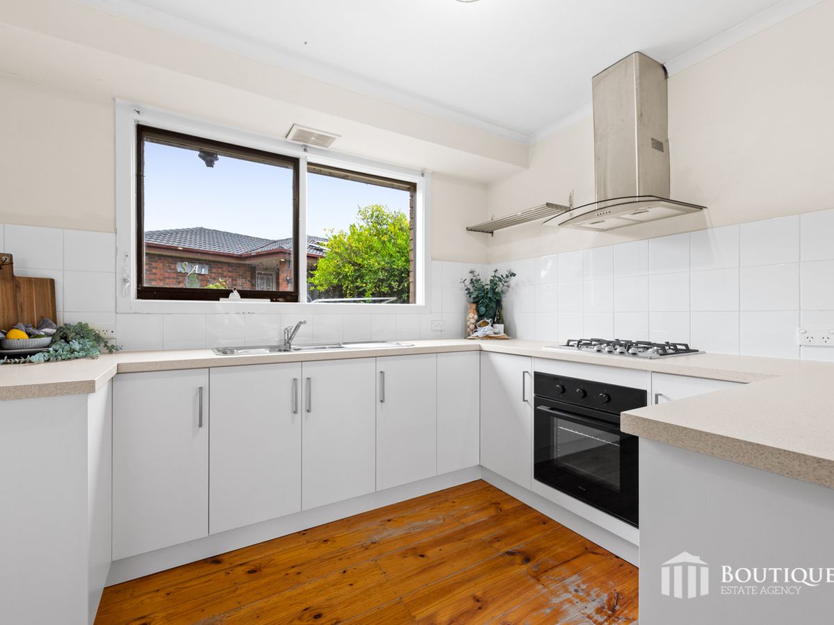 84 Loch Road, Dandenong North