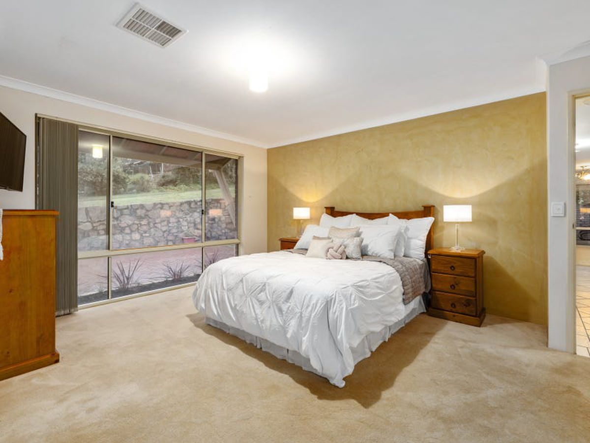 3 Looranah Street, Mount Nasura