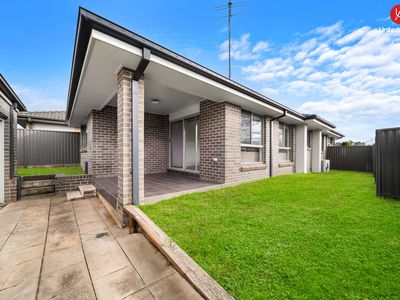 2 Shortbridge Avenue, Middleton Grange
