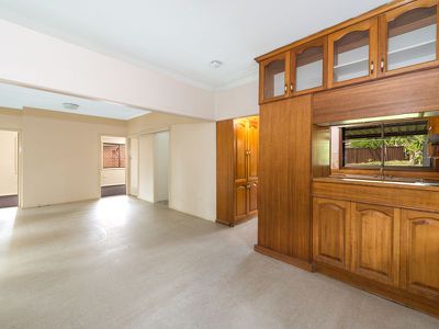 16 Burrows Avenue, Chester Hill