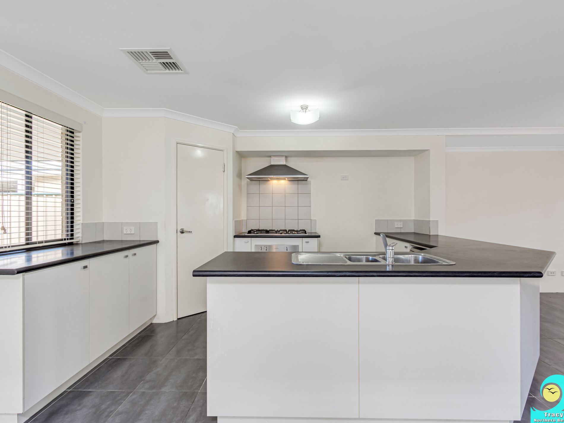 16 Wyperfeld Street, Yanchep