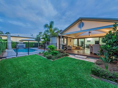 6 Barrington Crescent, Wakerley