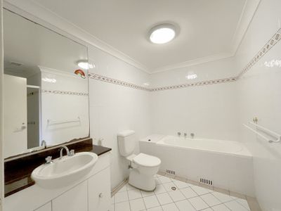 570 / 83-93 Dalmeny Avenue, Rosebery