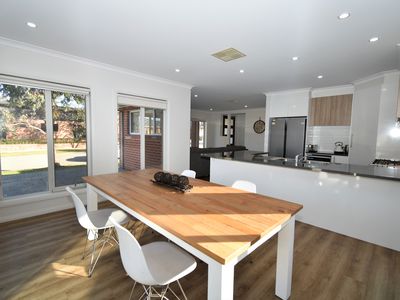 56 WILLOW DRIVE, Wangaratta