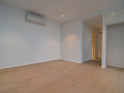 1708s / 889 Collins Street, Docklands