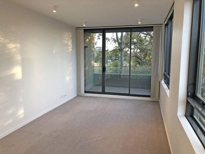 A213 / 2 Saunders Close, Macquarie Park