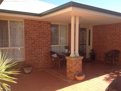 11 Ken McMullen Place, Dubbo