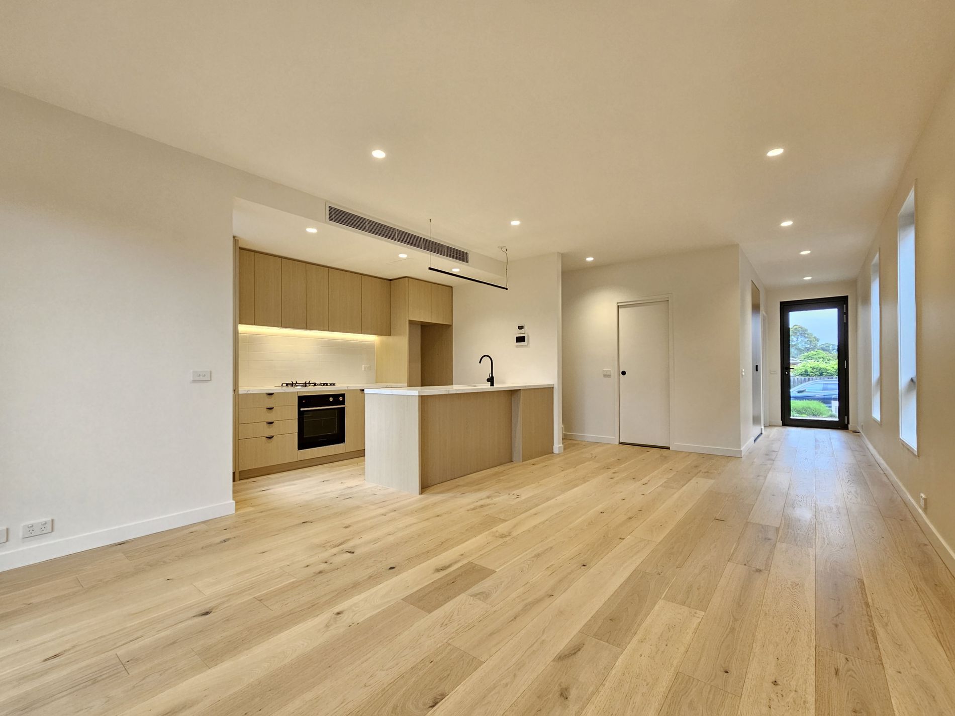 10 Alvina Street, Oakleigh South