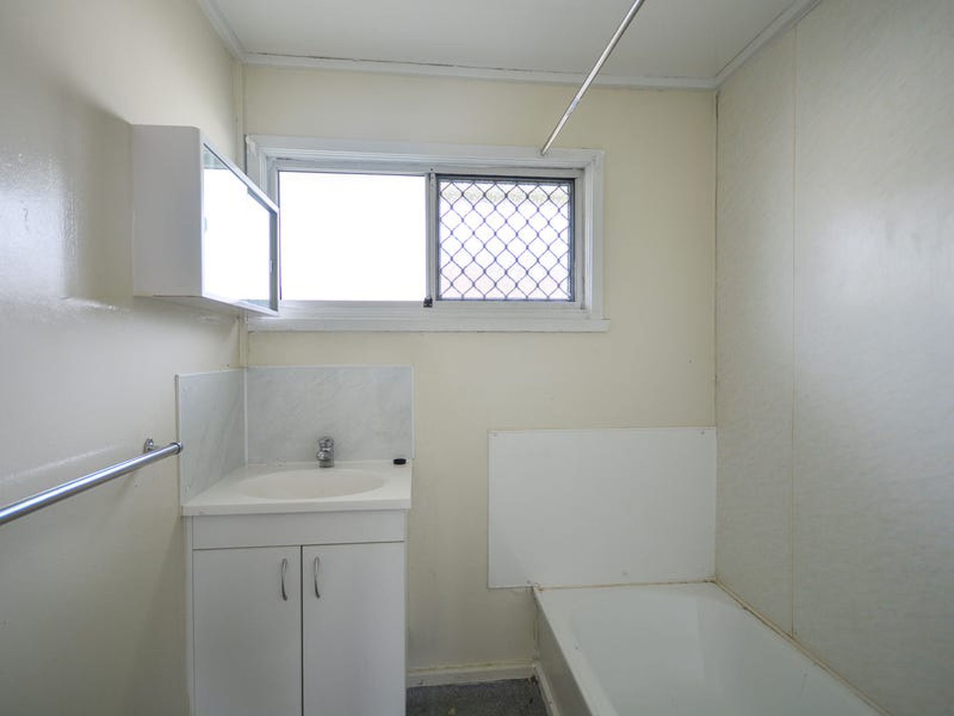 12 Neilson Crescent, Riverview