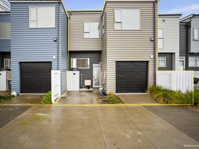 11 Rangihina Road, Hobsonville
