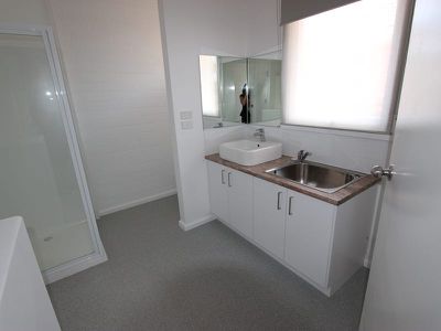 2 / 35 Clonard Avenue, Geelong West