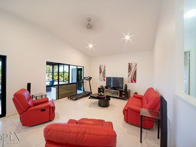 168 Hydeaway Bay Drive, Cape Gloucester