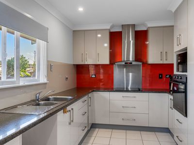 1 WILLIS STREET, Vincent