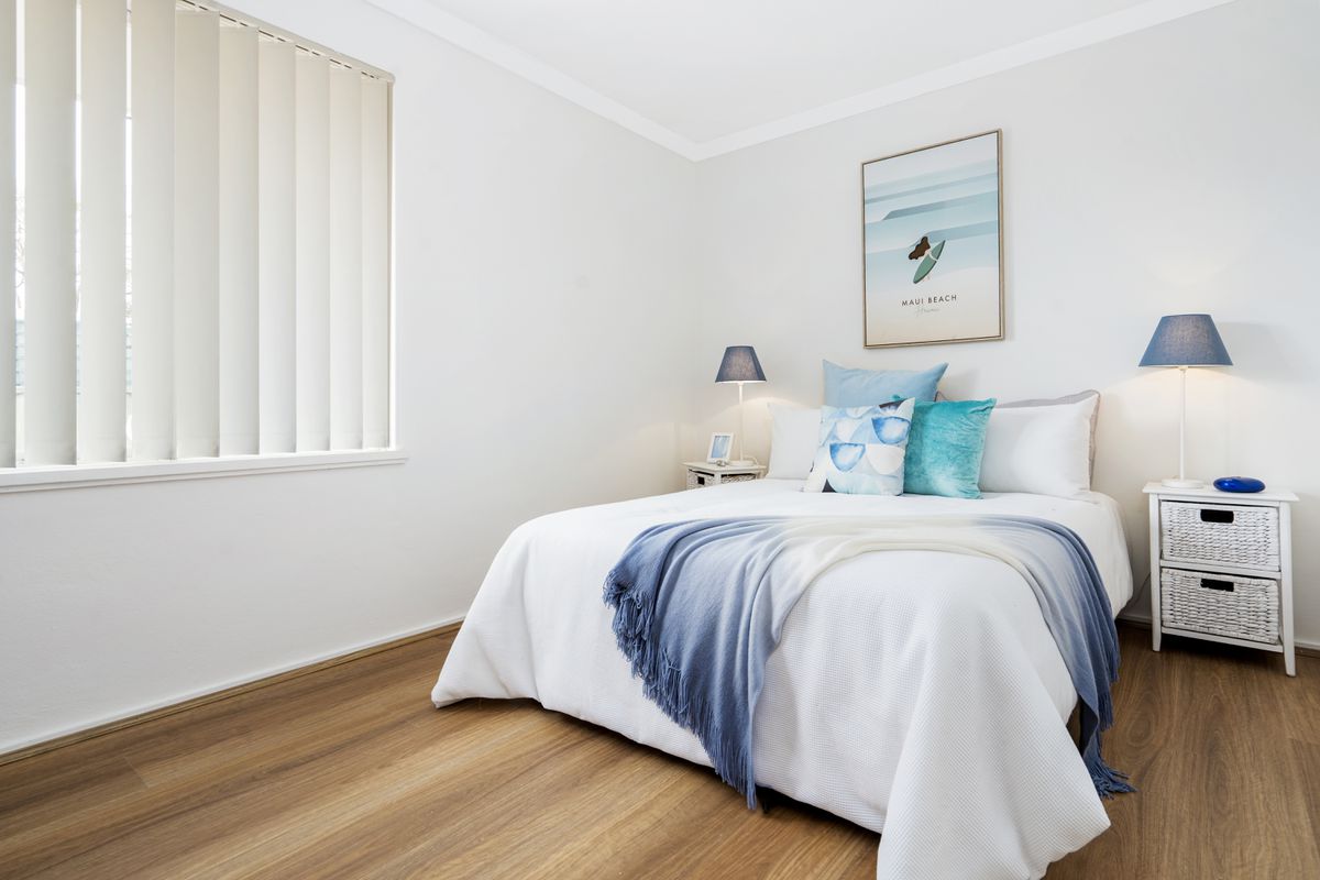33 Riga Crescent, Willetton