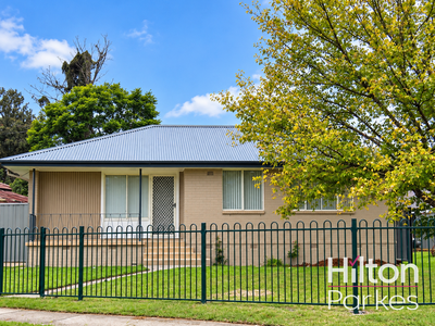 17 Franklin Crescent, Blackett