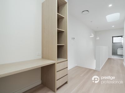 6A Lucas Avenue, Moorebank