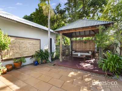 6 Coolullah Court, Annandale