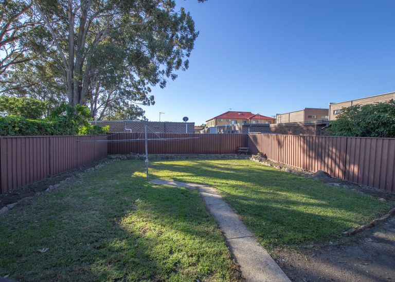 2A Beaconsfield St, Revesby
