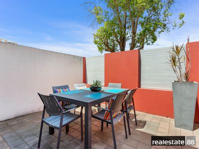 1 / 29 Rawlins Street, Glendalough