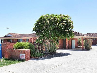 1 / 7-9 Kanimbla Road, Bicton