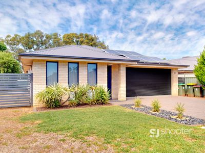 12 Glenshee Close, Dubbo