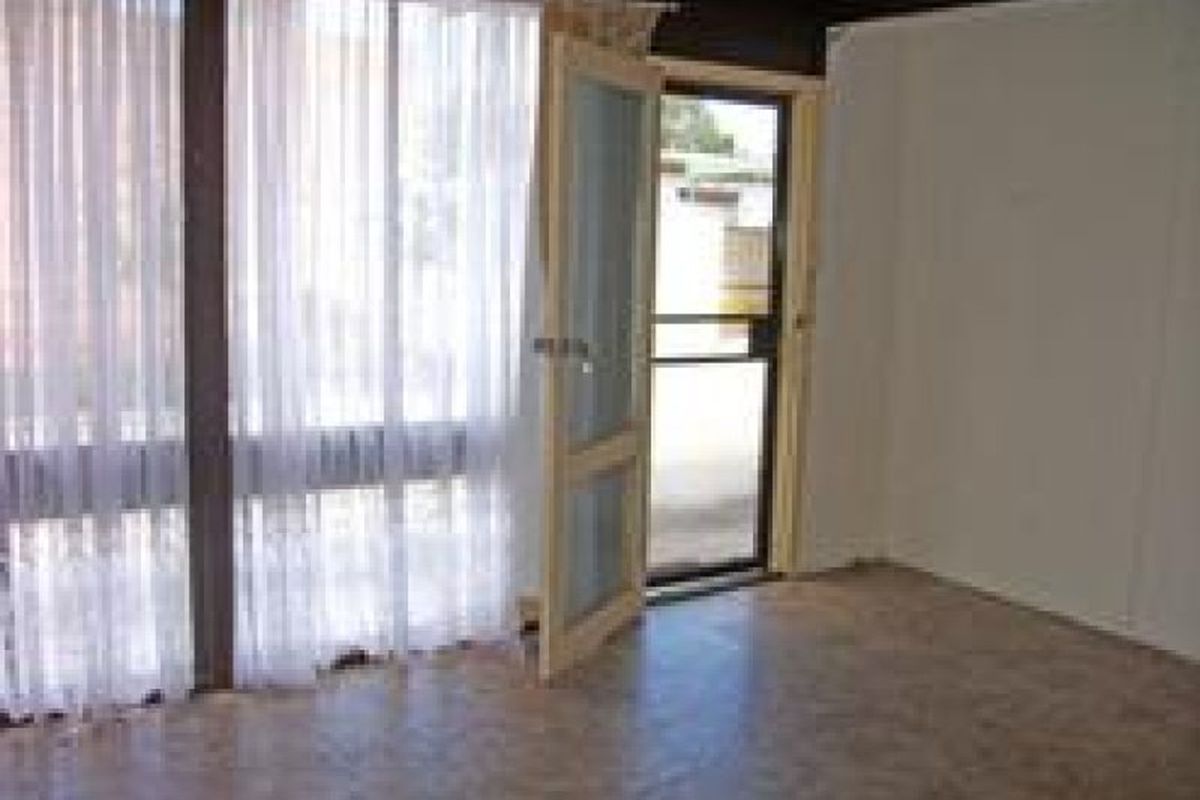 2 / 8 Haslem Street, Kyabram