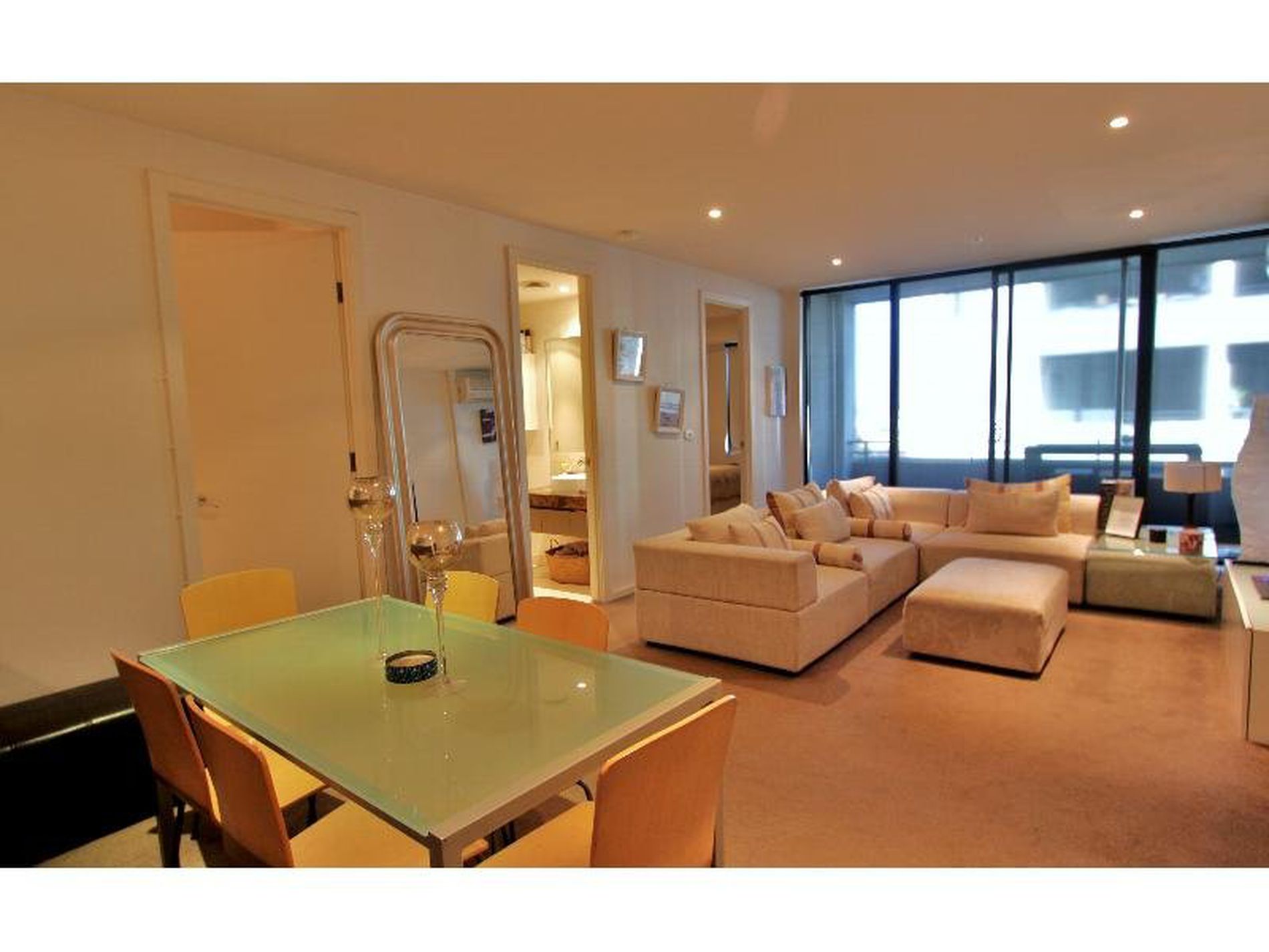 408 / 52 Nott Street, Port Melbourne