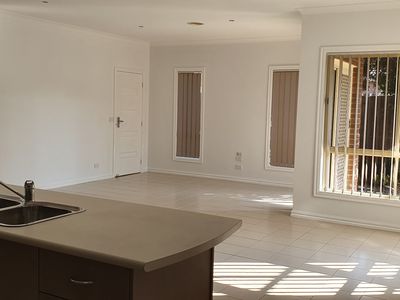 2 / 12 Sexton Court, Altona Meadows