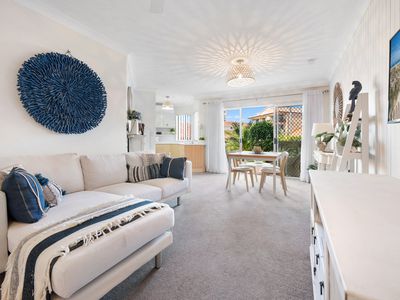 11 / 150 Marine Parade, Southport