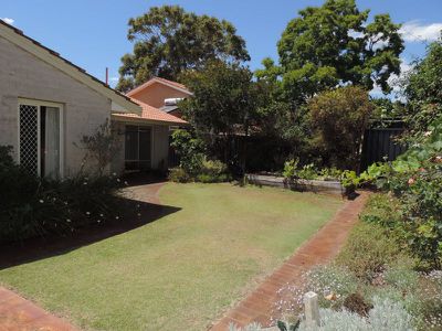 27 Halgania Way, Duncraig