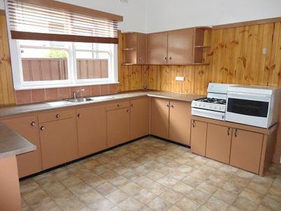 39  Innesdale Road, Wolli Creek