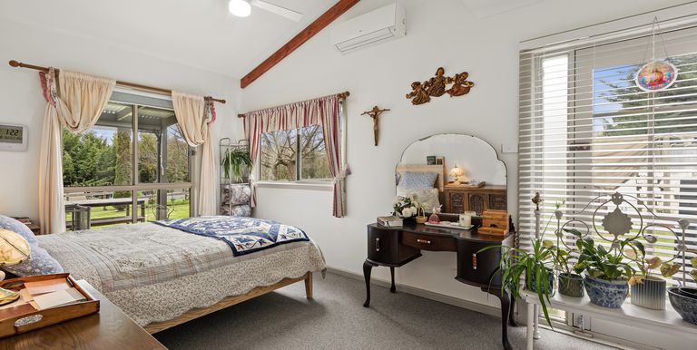 15 Main Street , Strathbogie