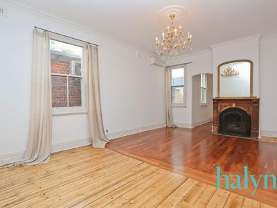 8 Lawrence Avenue, West Perth