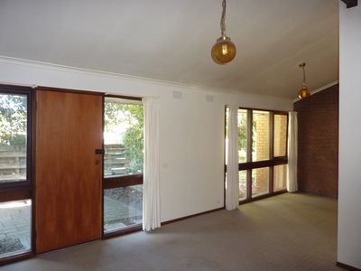 5 / 3 Mt Pleasant Road, Belmont