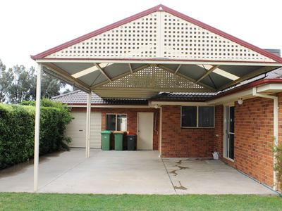 1 SLICE COURT, Wodonga