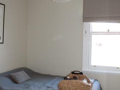 7 station Street, Arncliffe