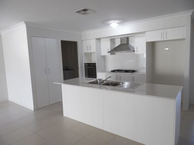 11 Rixon Street, Oran Park