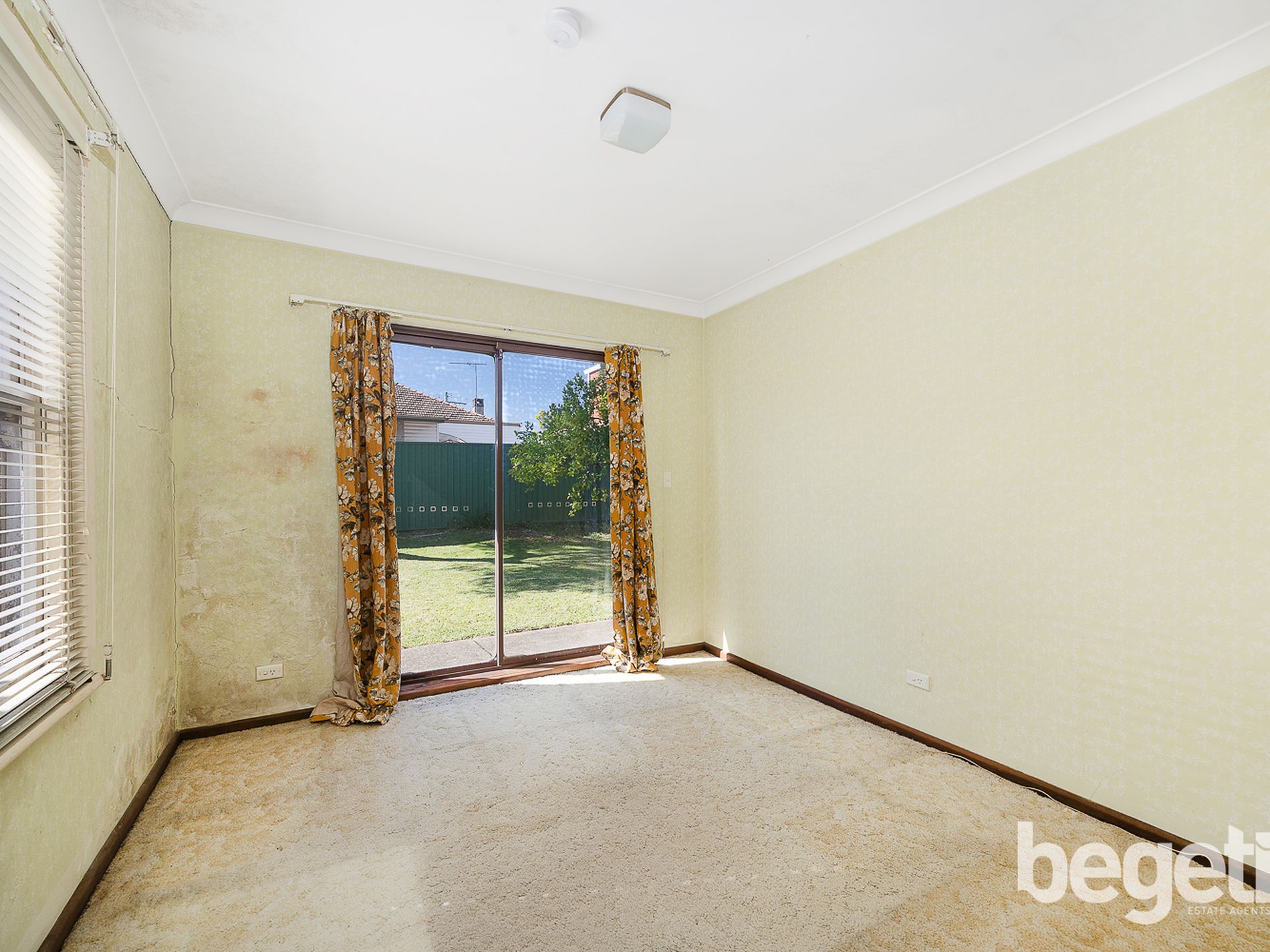 38 Robinson Street, Croydon