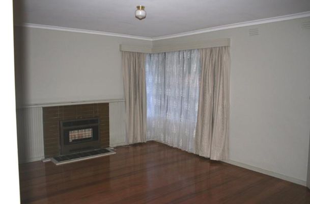 2 Tracey Street, Tullamarine
