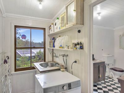 252 Warby Road, Jiggi