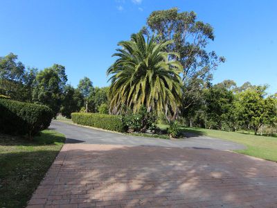 19 Panorama Crescent, Forster