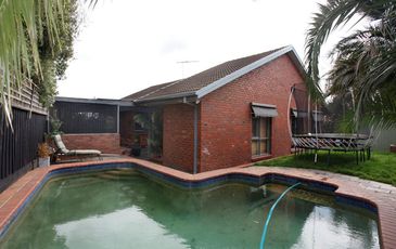9 Citrinus Court, Narre Warren