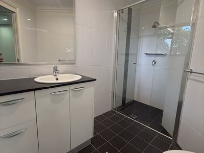 305 / 12 salonika, Parap