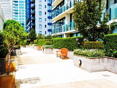 905 / 38 Bank Street, South Melbourne