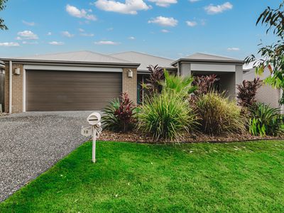 10 Milbrook Crescent, Pimpama