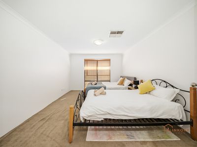26 Marlow Way, Thornlie